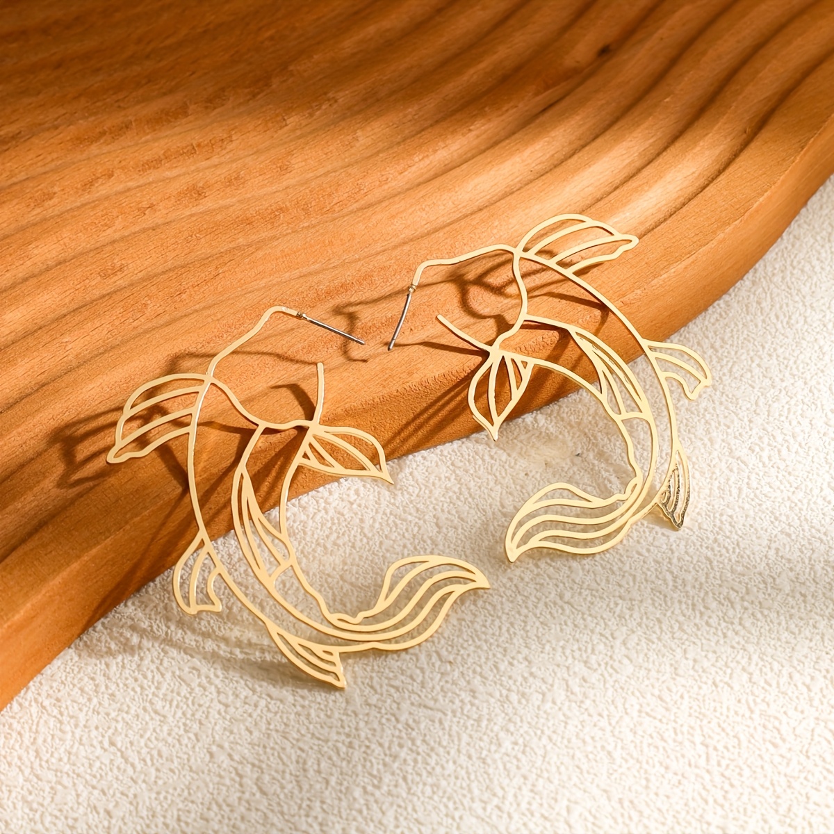 Hollow-Out Carp Metal Earrings for Women